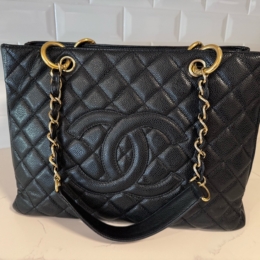 Chanel Black Quilted Shoulder Bag with Gold Accents